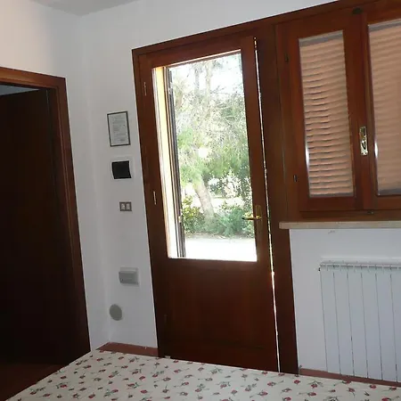 Podere Oslavia Az.agr.bio Giannini Farm stay *